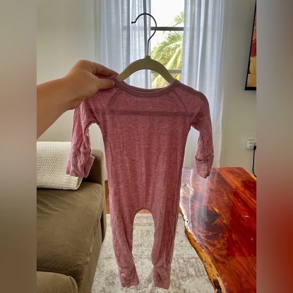 LITTLE SLEEPIES Ribbed Heathered Mauve Crescent Zippy - Picture 2 of 5